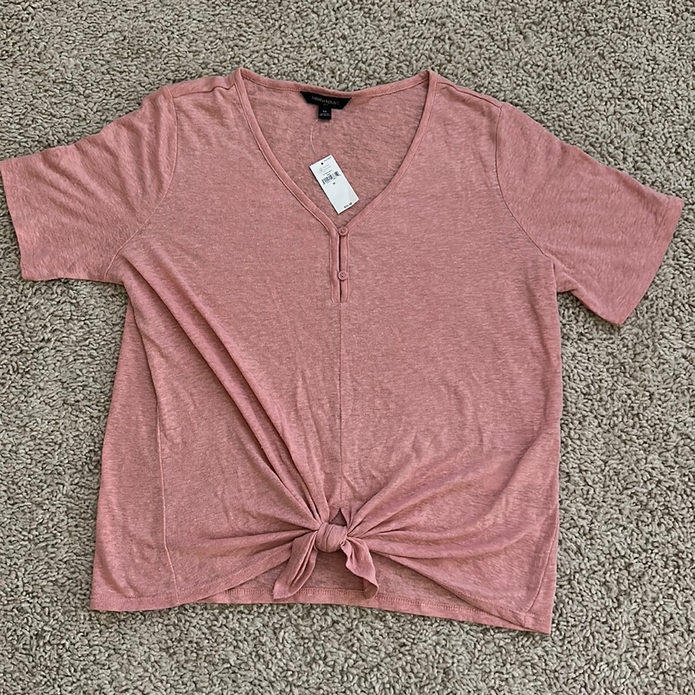 Banana Republic blush colored front tie shirt - size medium